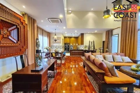 Casa de 3 dormitorios en Pattaya, Tailandia № 213242 - foto 17