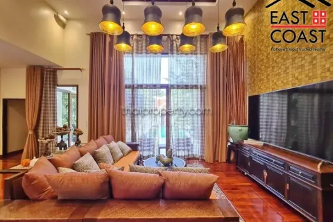 Casa de 3 dormitorios en Pattaya, Tailandia № 213242 - foto 8