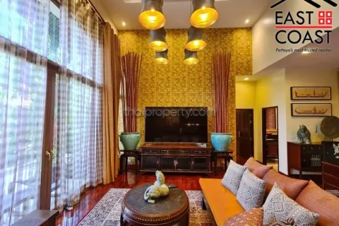 Casa de 3 dormitorios en Pattaya, Tailandia № 213242 - foto 13