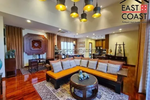 Casa de 3 dormitorios en Pattaya, Tailandia № 213242 - foto 16