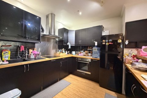 Condo in Watthana, Bangkok, Thailand, 2 bedrooms  № 144886 - photo 16