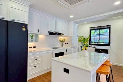 House in Pattaya, Thailand 4 bedrooms № 144884 - photo 9