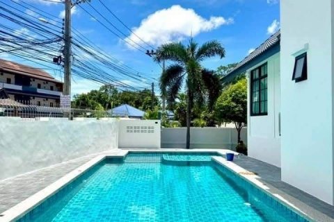 House in Pattaya, Thailand 4 bedrooms № 144884 - photo 5