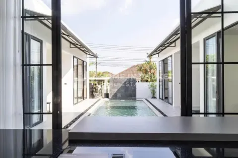 House in Phuket, Thailand 3 bedrooms № 146667 - photo 9