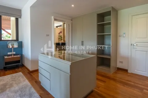 House in Phuket, Thailand 6 bedrooms № 146669 - photo 17