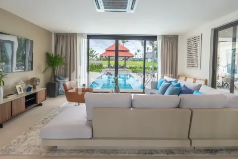 House in Phuket, Thailand 6 bedrooms № 146669 - photo 4