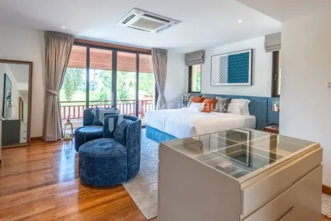 House in Phuket, Thailand 6 bedrooms № 146669 - photo 15