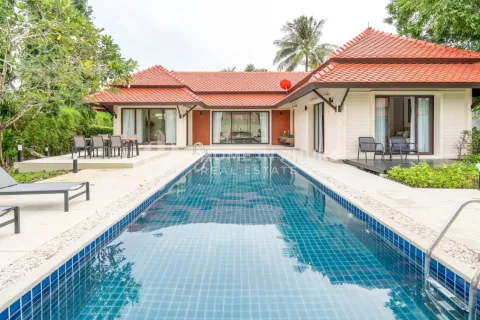 Дом в Пхукете, Таиланд с 3 спальнями  № 146665 - фото 1