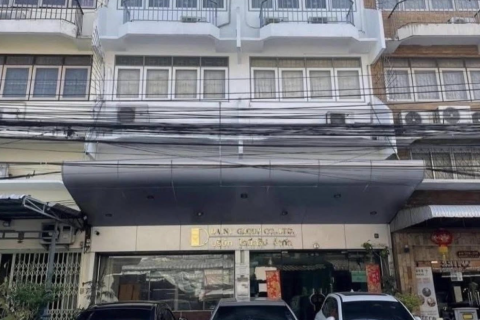 Shophouse in Bang Khen, Bangkok, Thailand № 170757
