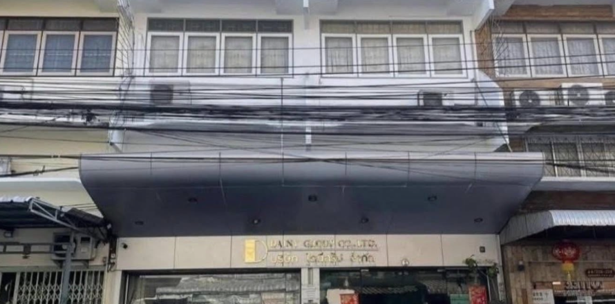 Shophouse in Bang Khen, Bangkok, Thailand № 170757