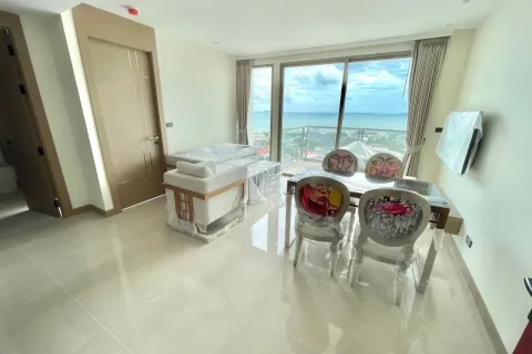 Квартира в Паттайе, Таиланд с 2 комнатами  № 155598 - фото 1