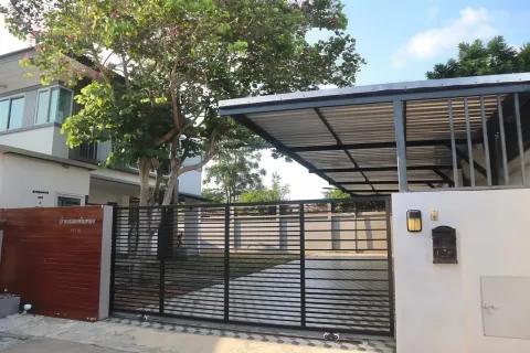 Maison à Pattaya, Thaïlande 4 chambres № 155599 - photo 3