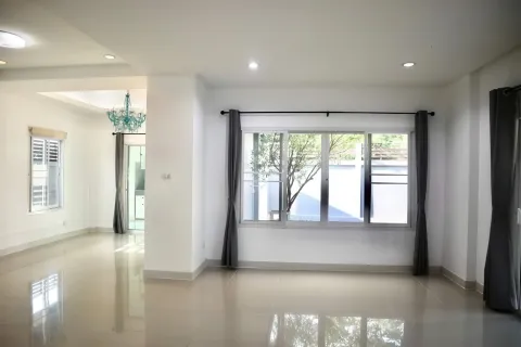 Maison à Pattaya, Thaïlande 4 chambres № 155599 - photo 6