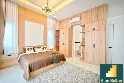 Casa de 4 dormitorios en Pattaya, Tailandia № 211159 - foto 9