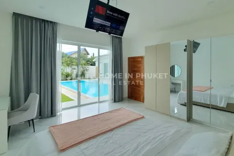 House on Nai Harn Beach, Thailand 3 bedrooms № 152518 - photo 10