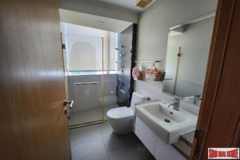 Коммерческая недвижимость в Бангкоке, Таиланд 193м2  № 152512 - фото 18