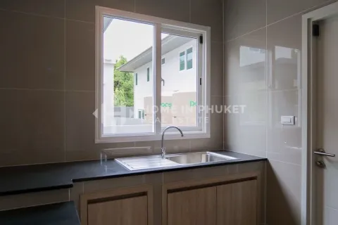 House in Phuket, Thailand 4 bedrooms № 152516 - photo 9