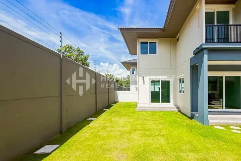House in Phuket, Thailand 4 bedrooms № 152516 - photo 25