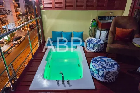 Adosado de 5 dormitorios en Pattaya, Tailandia № 211572 - foto 7