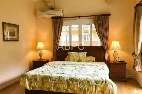 Casa de 3 dormitorios en Pattaya, Tailandia № 211570 - foto 4