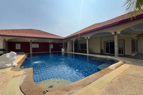 Casa de 4 dormitorios en Pattaya, Tailandia № 211571 - foto 17