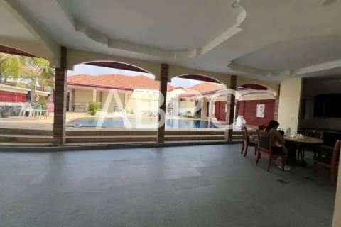 Casa de 4 dormitorios en Pattaya, Tailandia № 211571 - foto 6