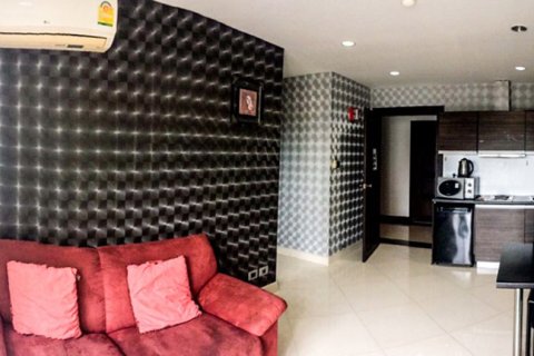 Condo on Jomtien Beach, Pattaya, Thailand, 1 bedroom  № 204035 - photo 9