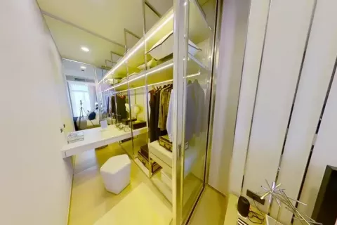 Condo in Khlong Toei, Bangkok, Thailand, 2 bedrooms  № 138073 - photo 2