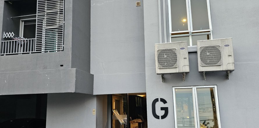 Condo in Chatuchak, Bangkok, Thailand, 2 bedrooms № 138072