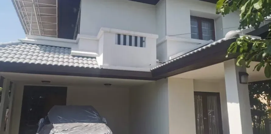 Maison à Mae Rim, Thaïlande 4 chambres № 156086