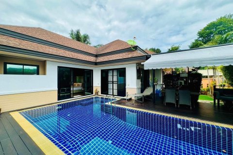 House in Phuket, Thailand 2 bedrooms № 156084 - photo 1