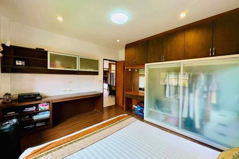 House in Phuket, Thailand 2 bedrooms № 156084 - photo 17
