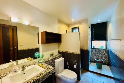 House in Phuket, Thailand 2 bedrooms № 156084 - photo 16