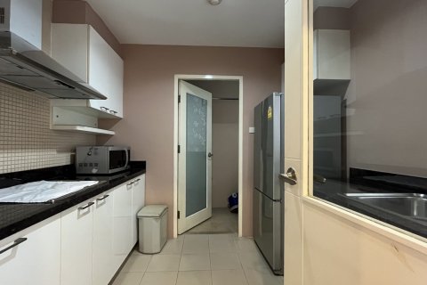 Кондоминиум с 2 спальнями в Клонг Тоэй, Бангкок, Таиланд № 142588 - фото 9