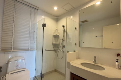 Кондоминиум с 2 спальнями в Клонг Тоэй, Бангкок, Таиланд № 142588 - фото 6