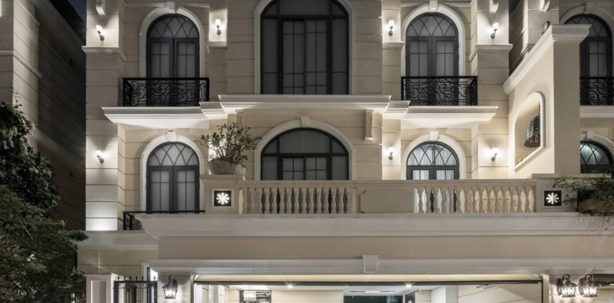 House in Bangkok, Thailand 4 bedrooms № 209664