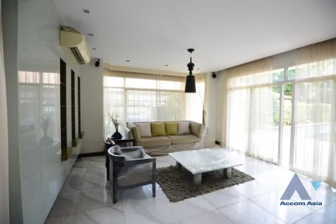 Haus in Bang Kapi, Bangkok, Thailand 5 Schlafzimmer № 215931 - Foto 8