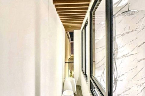 Дуплекс в Бангкоке, Таиланд с 3 спальнями  № 119021 - фото 9