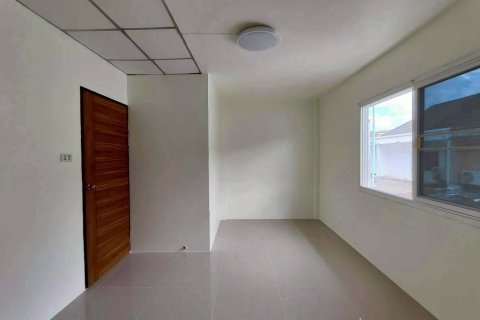 House in Phuket, Thailand 3 bedrooms № 154852 - photo 9