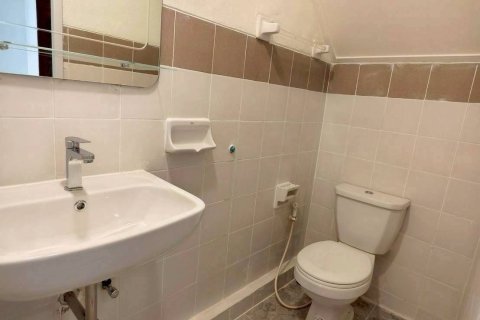 House in Phuket, Thailand 3 bedrooms № 154852 - photo 15