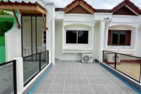 House in Phuket, Thailand 3 bedrooms № 154852 - photo 14