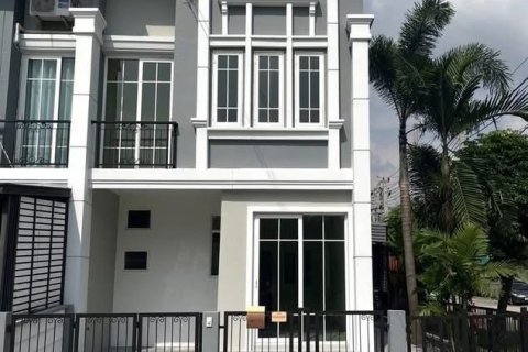 Дом в Правете, Бангкок, Таиланд с 3 спальнями № 154851 - фото 1