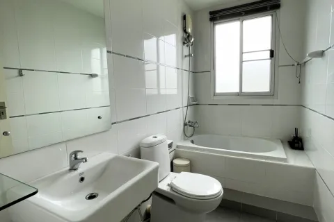 House in Pattaya, Thailand 3 bedrooms № 142740 - photo 15