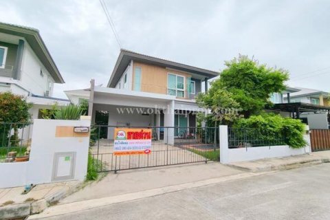 Дом в Самут Сакхоне, Таиланд с 3 спальнями  № 142712 - фото 1