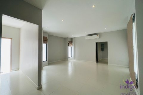 House in Chiang Mai, Thailand 5 bedrooms № 121993 - photo 10