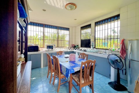 House in Chiang Mai, Thailand 3 bedrooms № 121995 - photo 24
