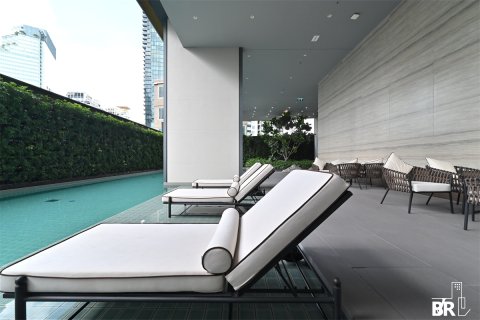 Condo in Bangkok, Thailand, 3 bedrooms № 189968 - photo 3