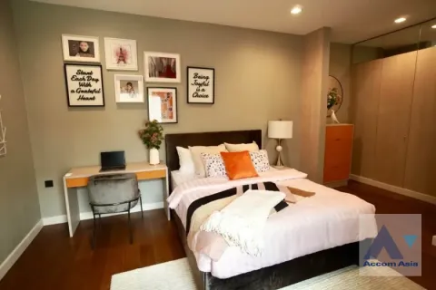 Haus in Phra Khanong, Bangkok, Thailand 3 Schlafzimmer № 214681 - Foto 8