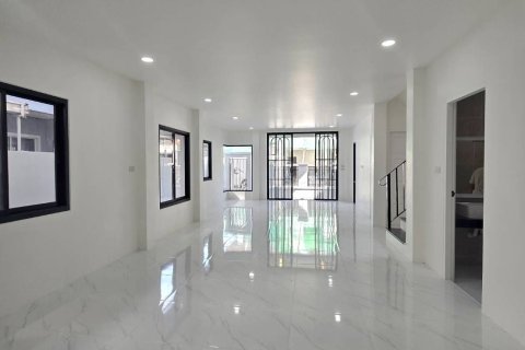 House in Phuket, Thailand 4 bedrooms № 152900 - photo 8