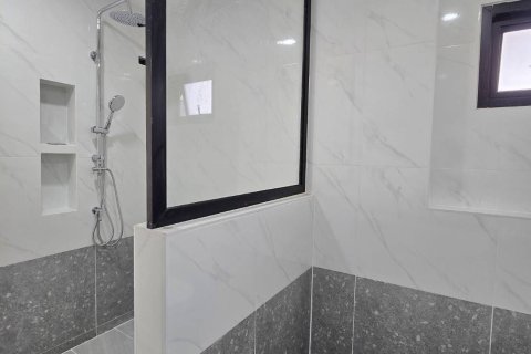 House in Phuket, Thailand 4 bedrooms № 152900 - photo 16